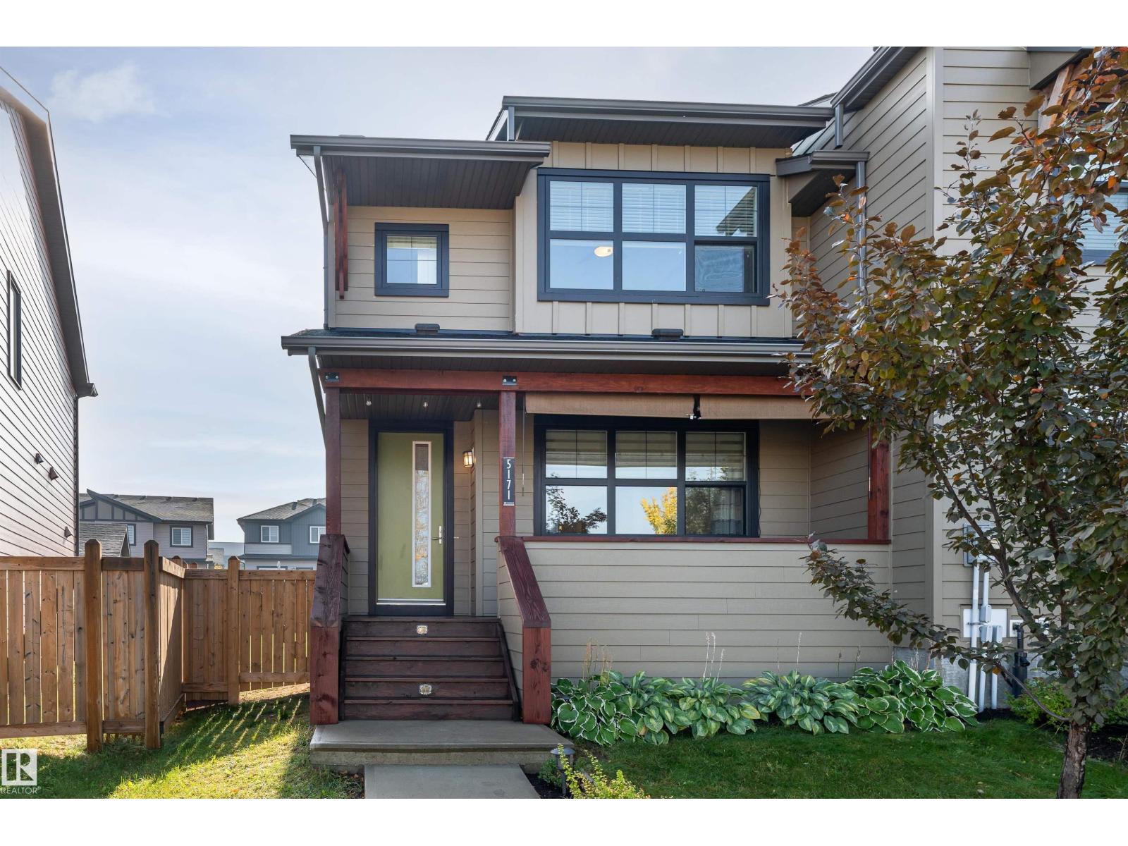 5171 Chappelle Rd SW, Edmonton, AB T6W 3H3