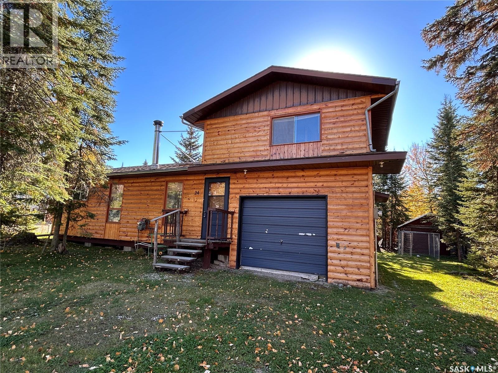 24 Walter St, Candle Lake, SK S0J 3E0