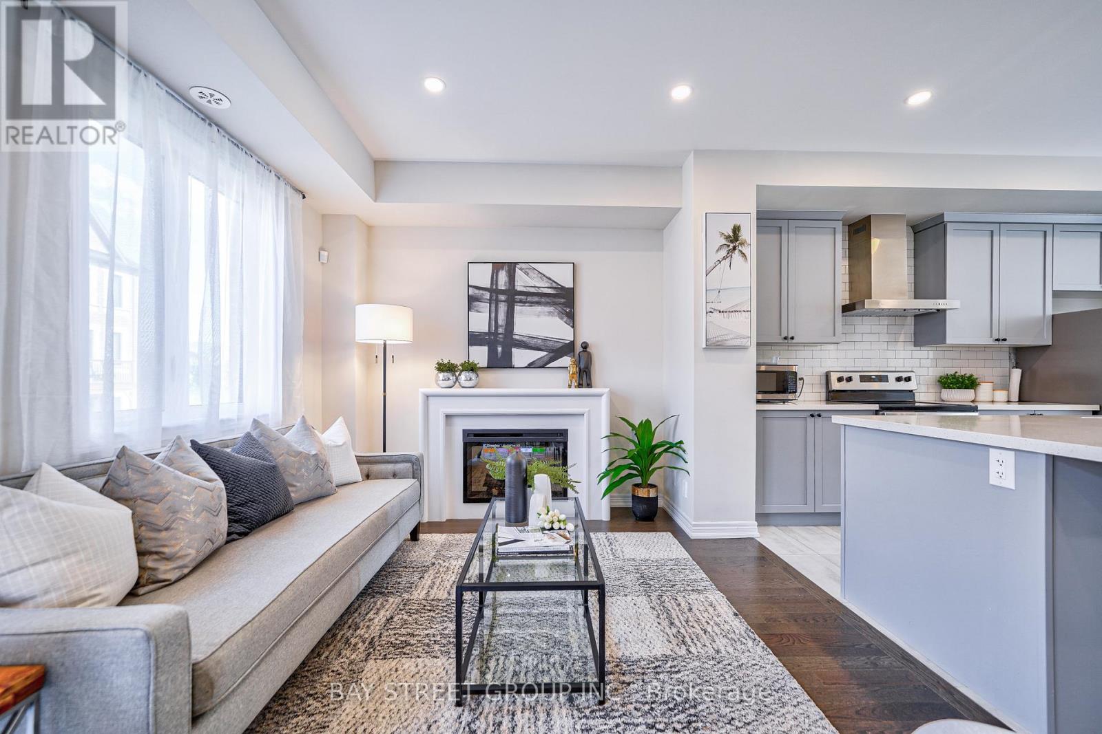 86 Dorian Dr, Whitby, ON L1P 0L6