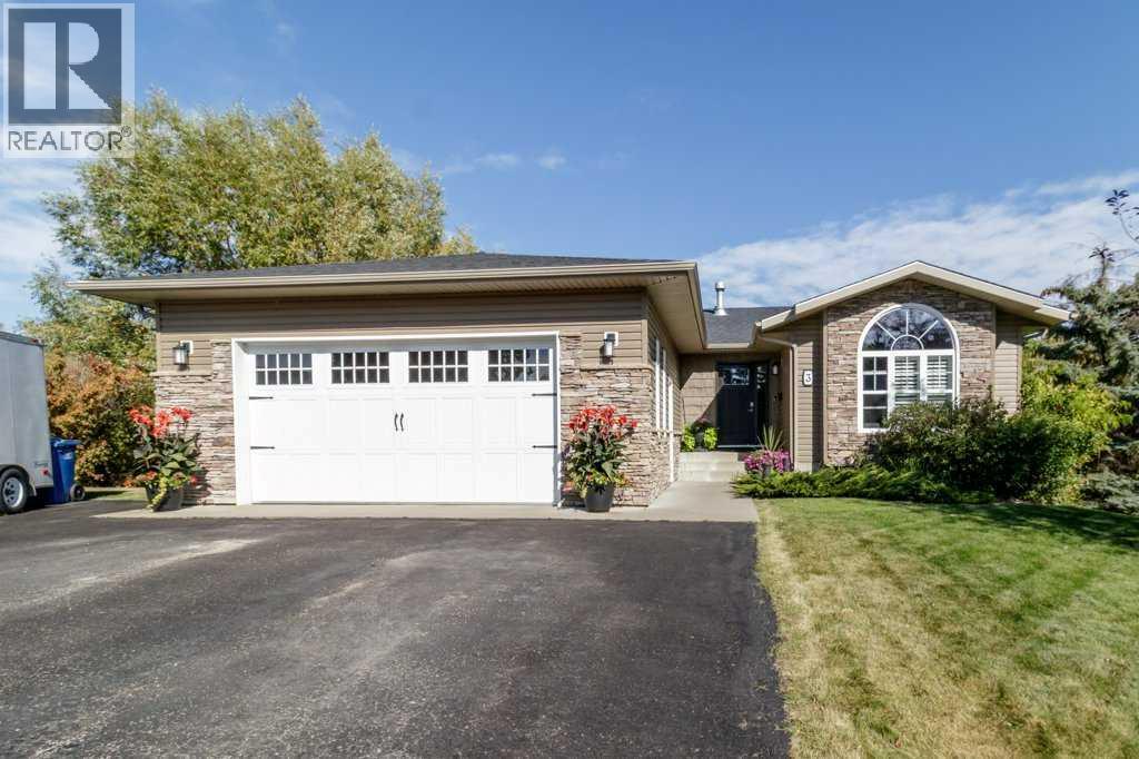 3 Ravenscrag Cres, Norglenwold, AB T4S 1S5