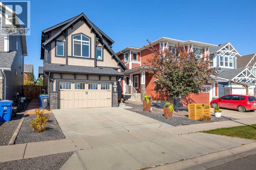 204 Paint Horse Dr, Cochrane, AB T4C 0X1