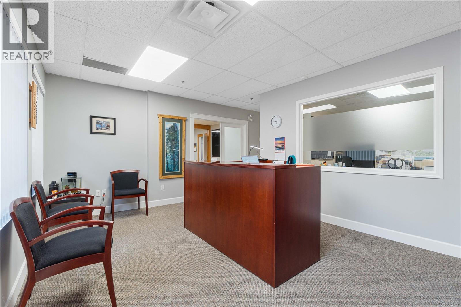 180 Second Ave Unit 2 Ave, Qualicum Beach, BC V9K 2T5