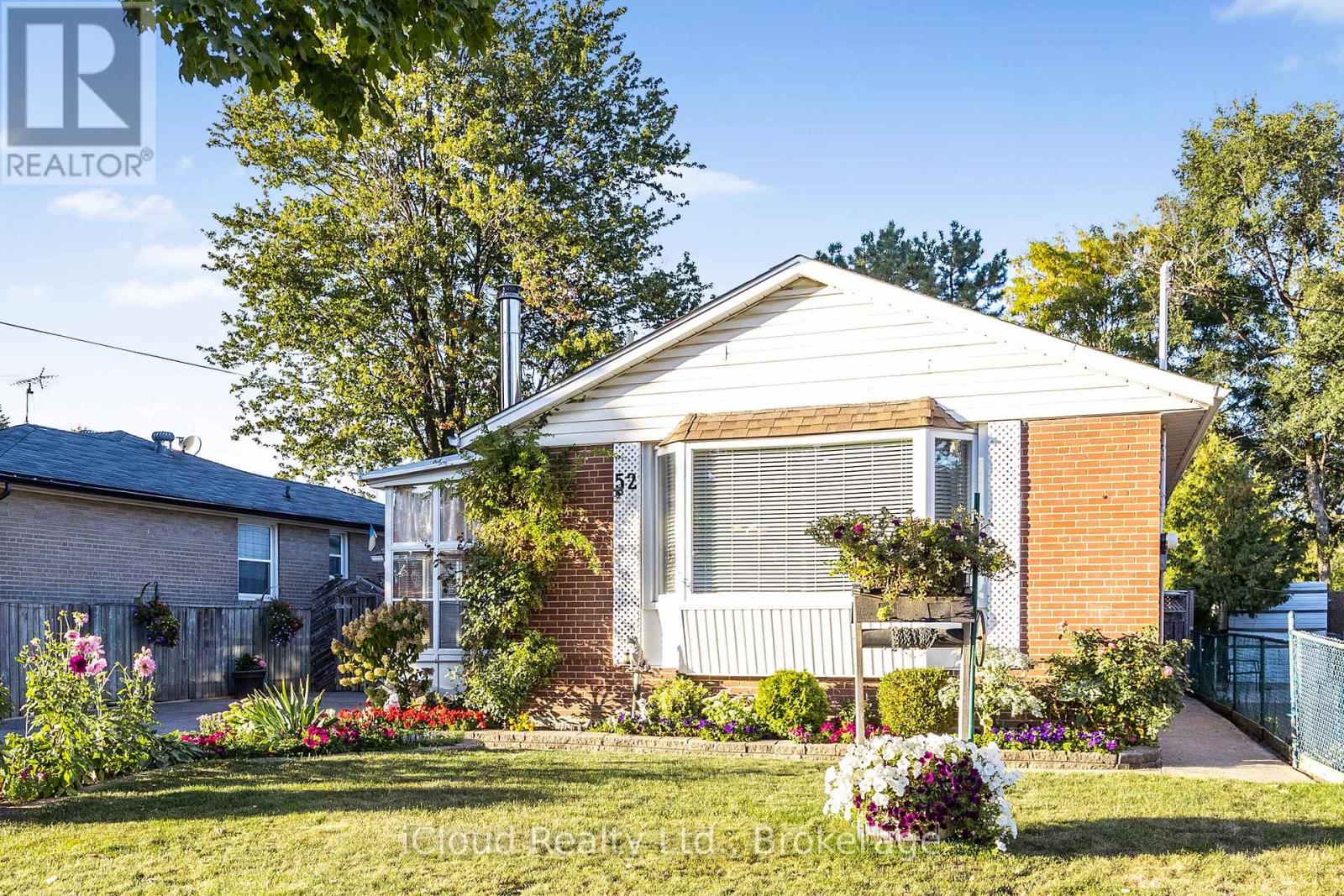 52 Kimbark Dr N, Brampton, ON L6X 2A4