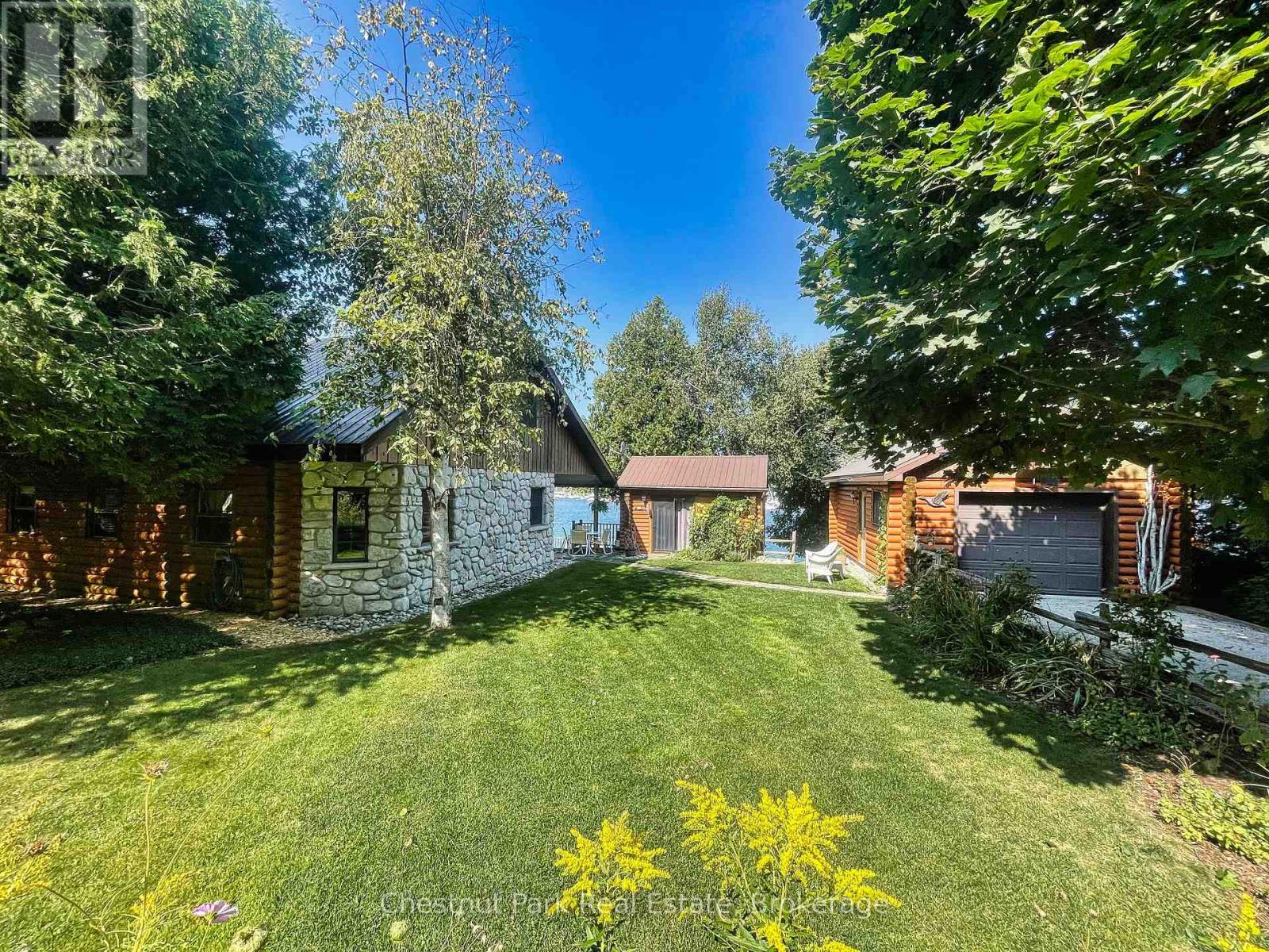 36 William St, Northern Bruce Peninsula, ON N0H 1W0