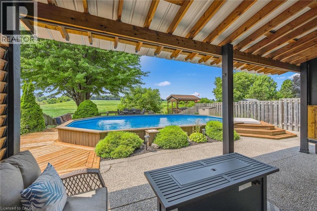 114 Delavan Dr, Cambridge, ON N1S 4S3