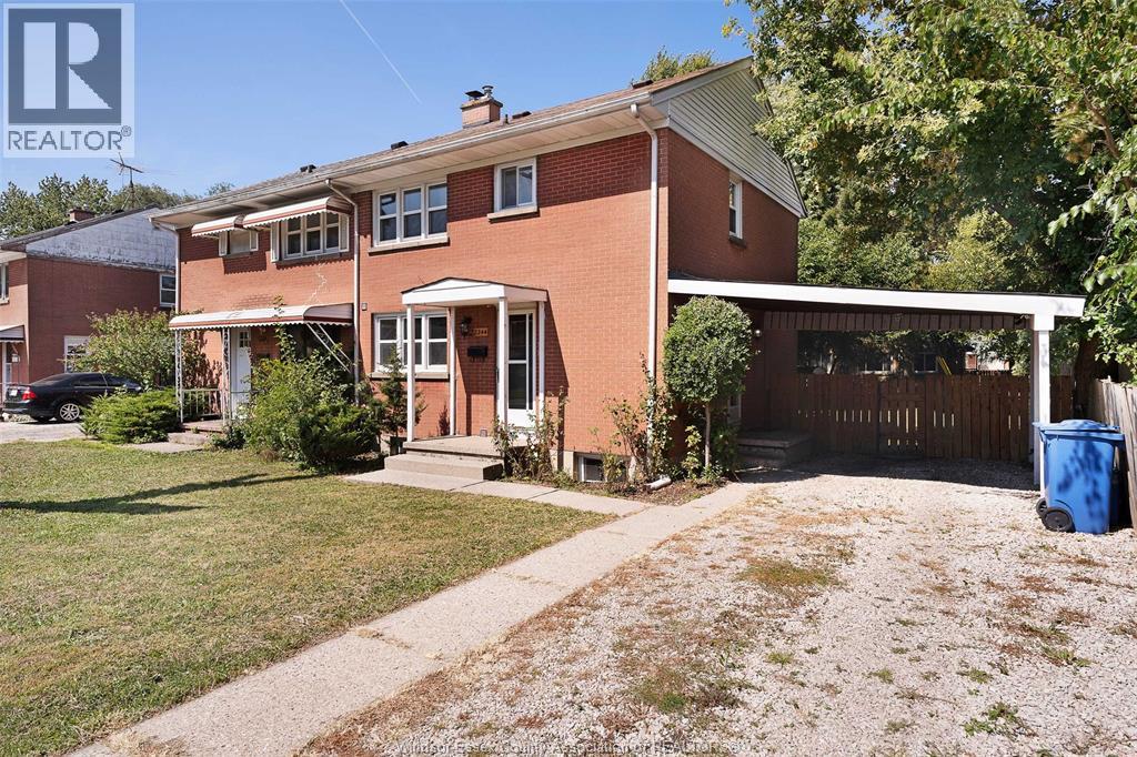 2244 Vercheres Ave, Windsor, ON N9B 1P1