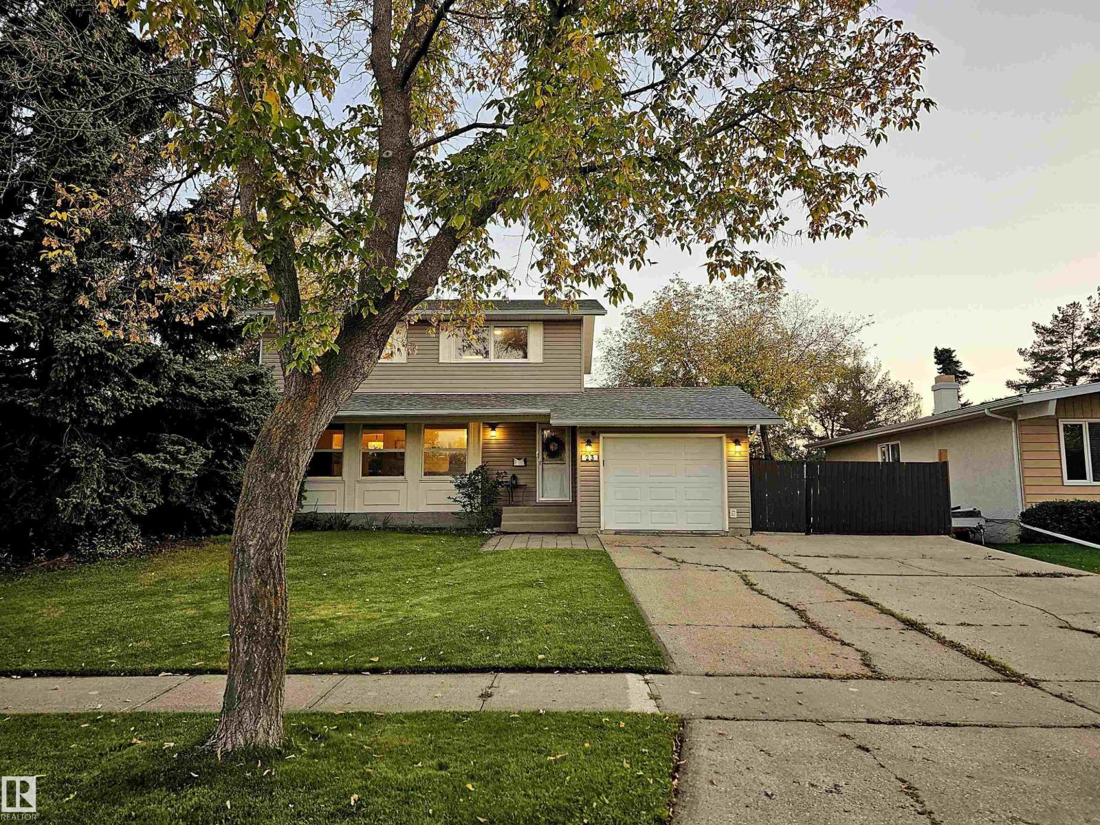 23 Alcott Cr, St. Albert, AB T8N 2H7