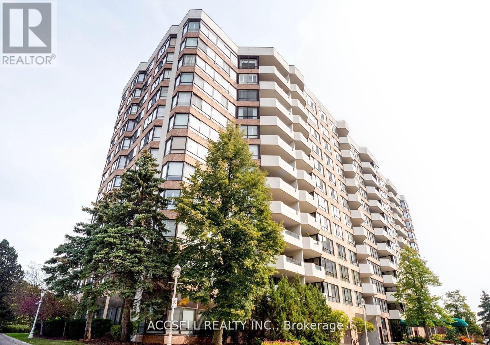 522 25 Austin Dr, Markham, ON L3R 8H4