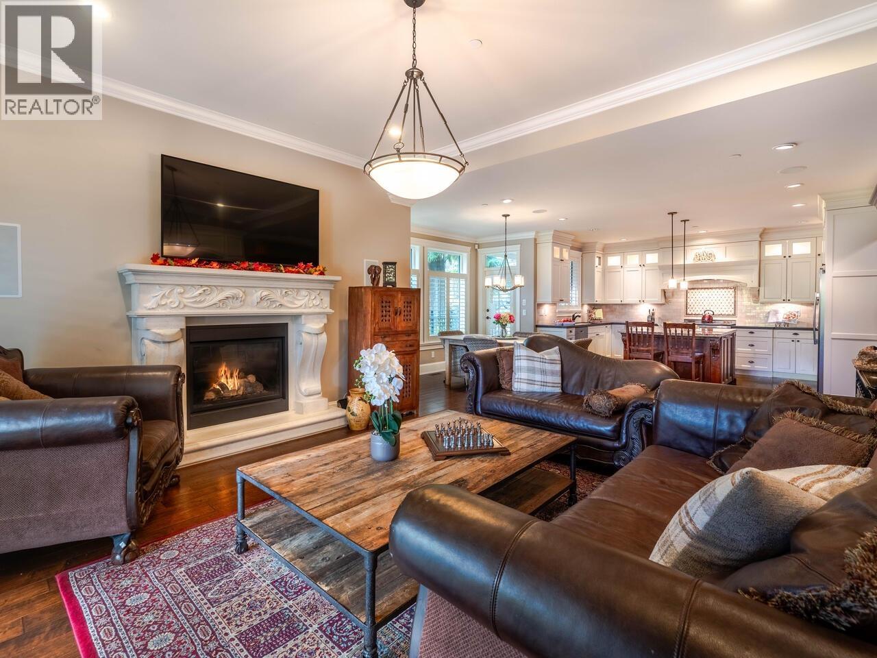1471 Crystal Creek Dr, Anmore, BC V3H 0A3