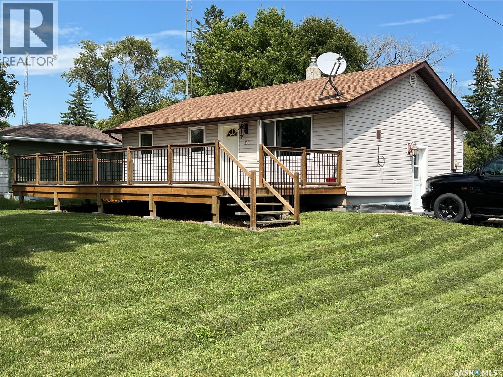 300 1st Avenue, Gerald, SK S0A 1B0