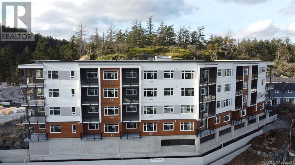 2000 W Park Lane Unit 101, View Royal, BC V9B 3R7