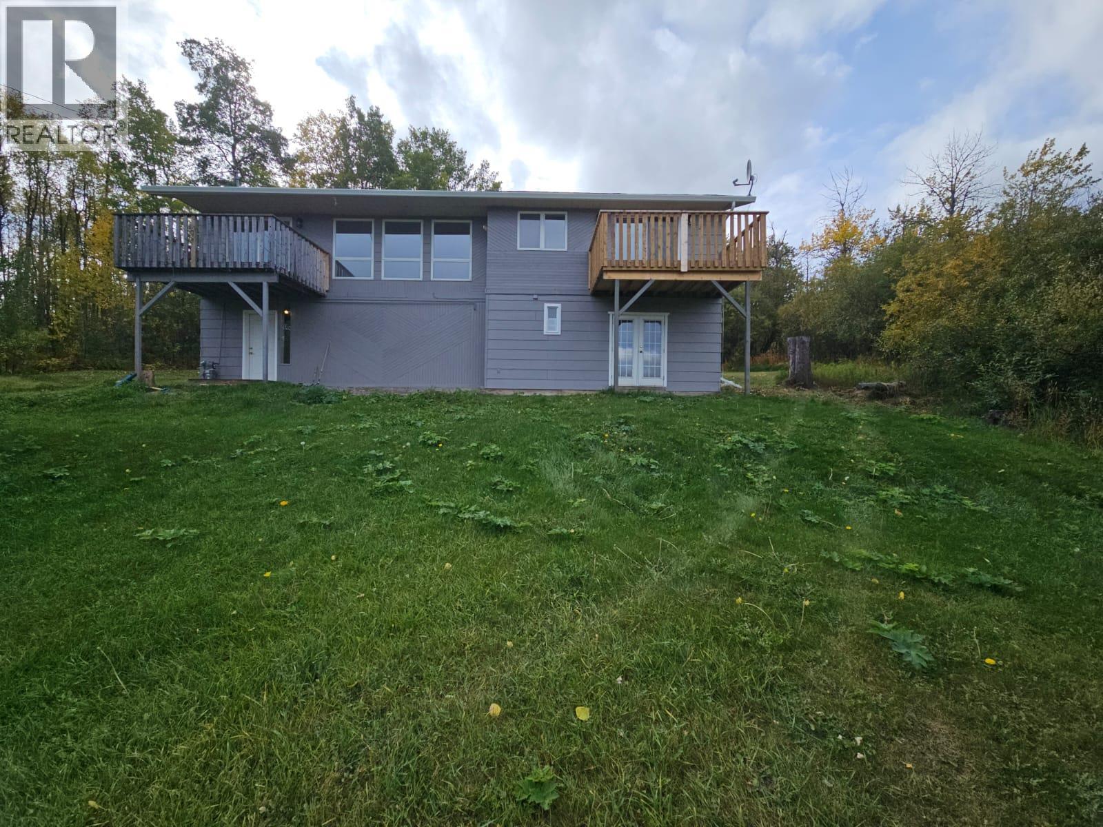 3511 Spruce Rd, Chetwynd, BC V0C 1J0