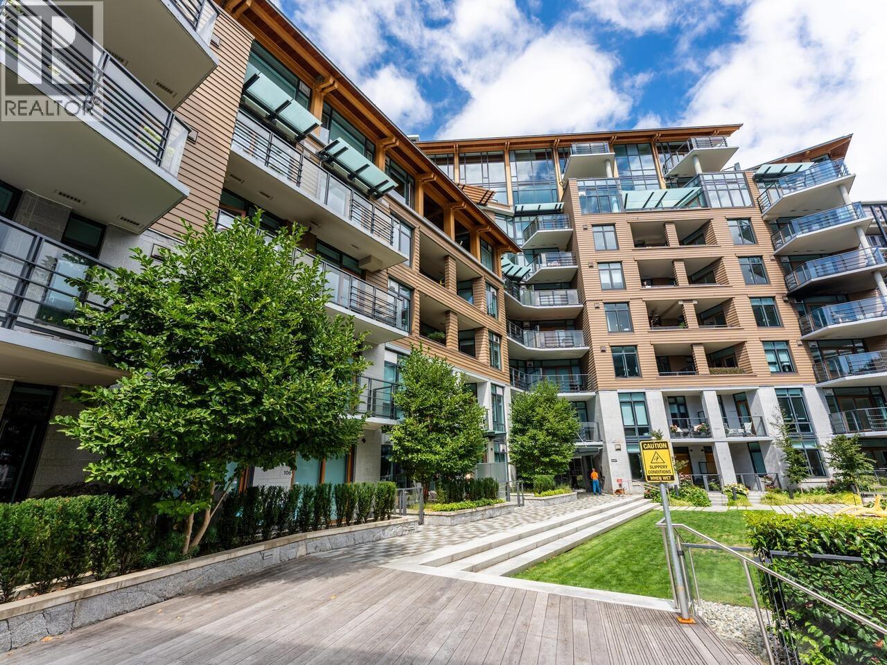 6687 Nelson Avenue Unit 405, West Vancouver, BC V7W 2B2