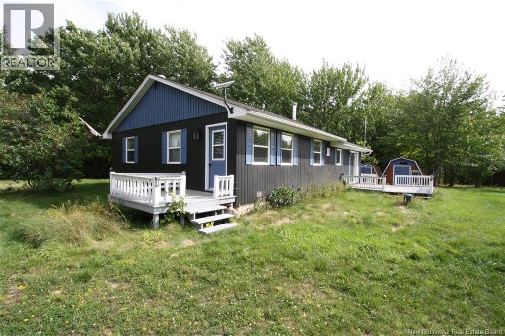 376 Fernmount Rd, Burpee, NB E3A 0L3