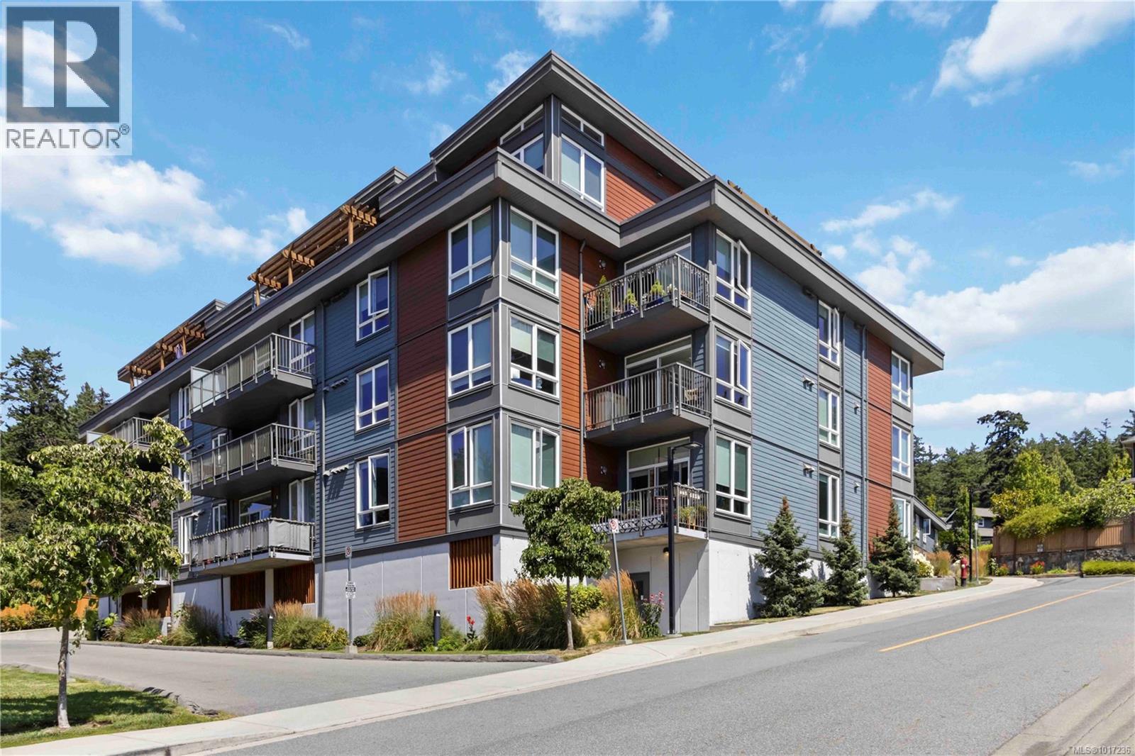 110 Presley Pl Unit 215 Pl, View Royal, BC V9B 0Z1