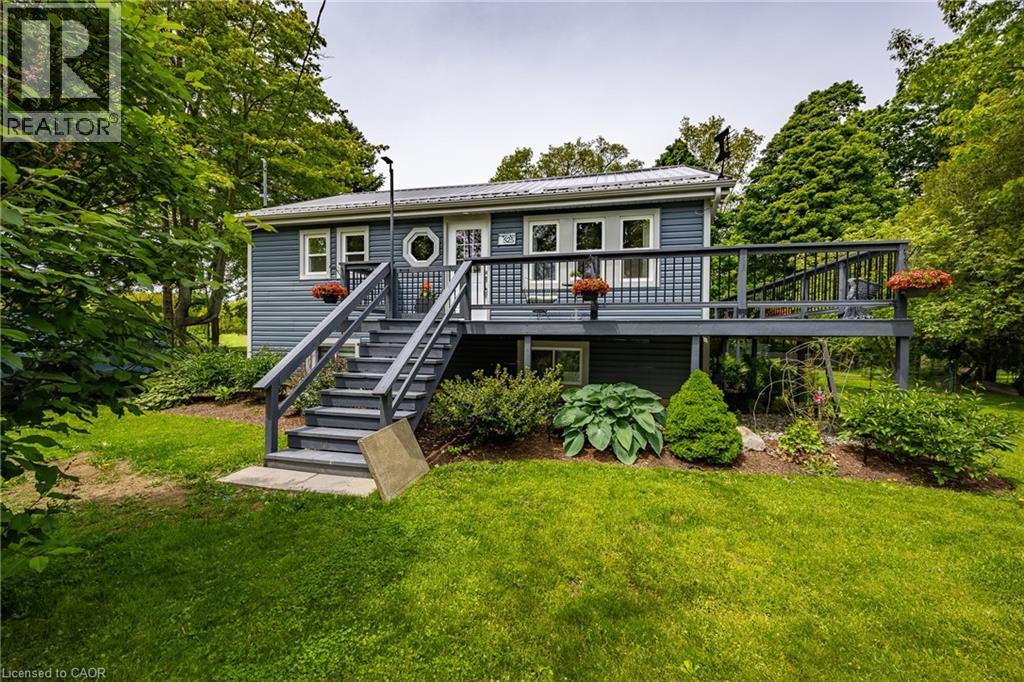 525 Ryerse Blvd, Norfolk County, ON N3Y 4K2