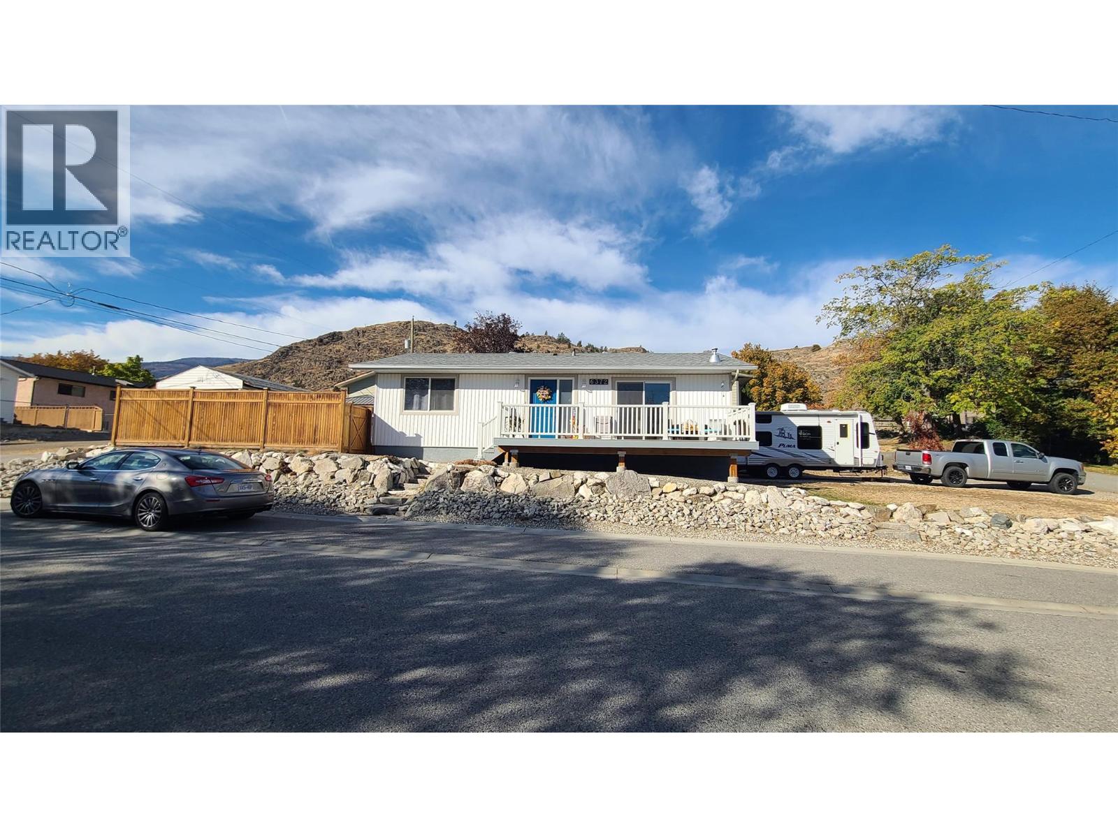 6372 Haven St, Oliver, BC V0H 1T0