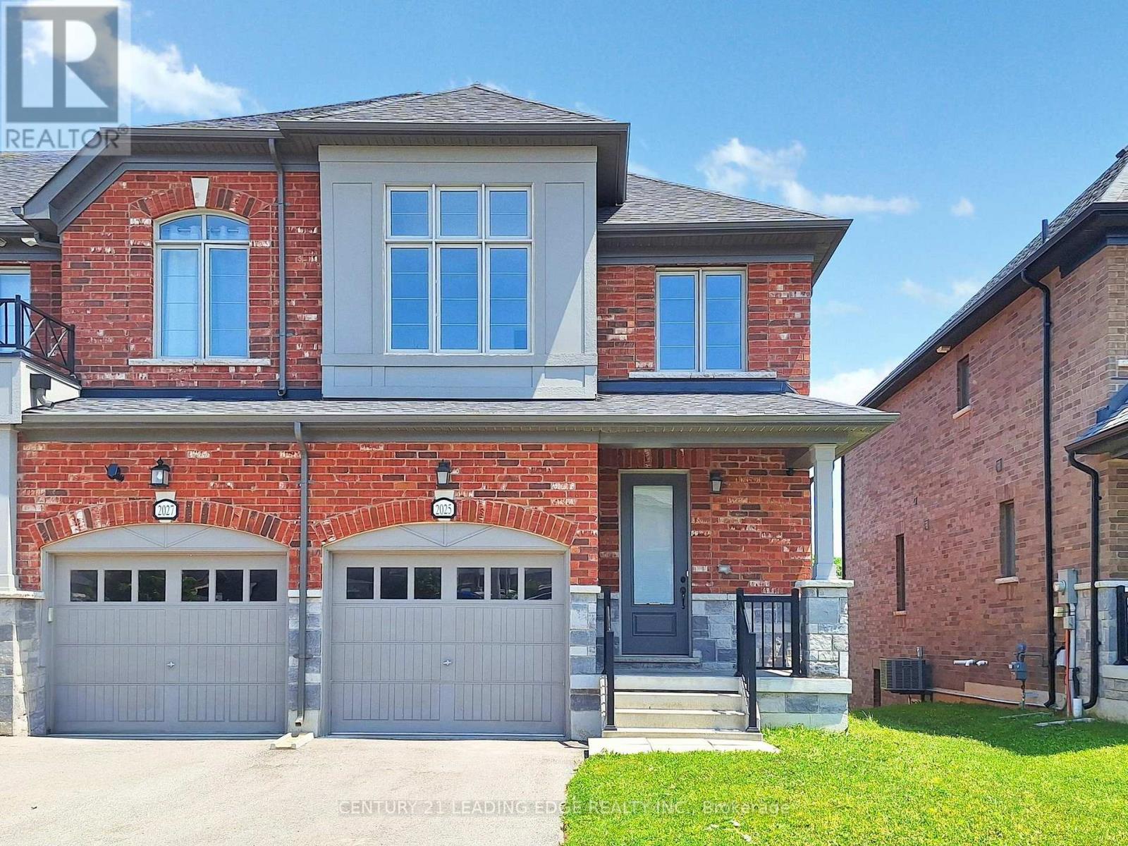 2025 Mullen St, Innisfil, ON L9S 0J8