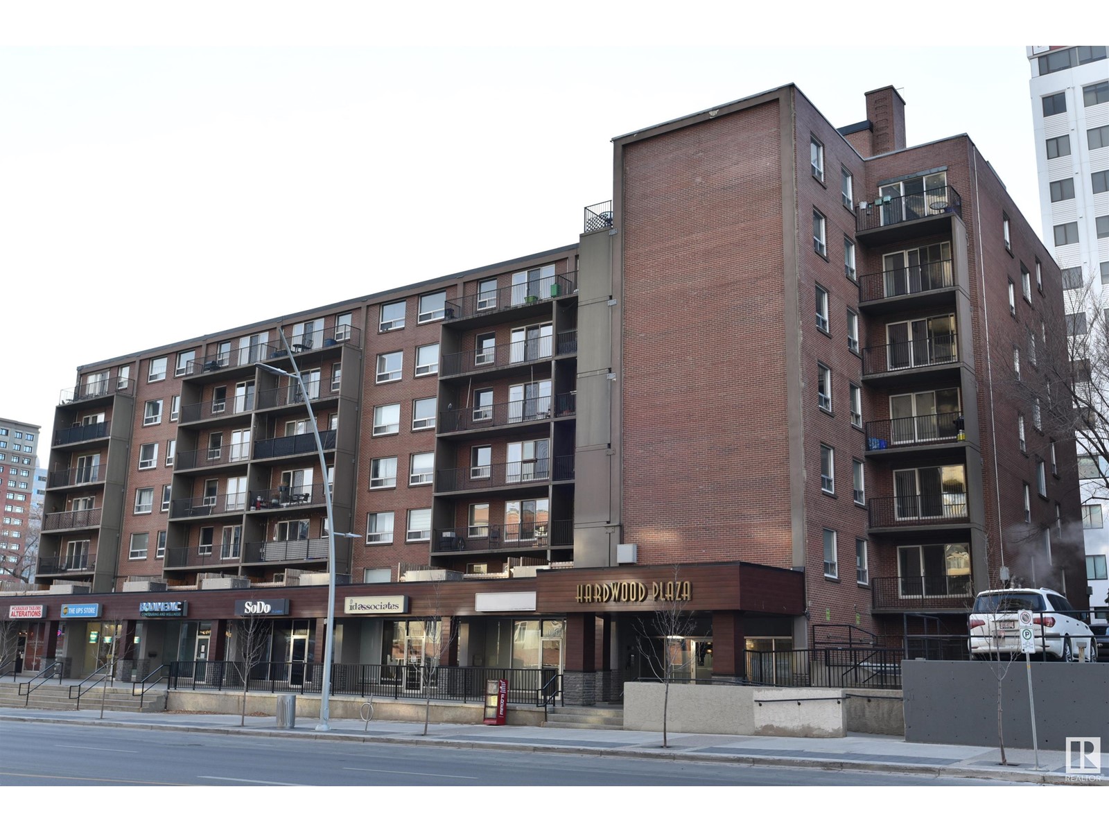 11025 Jasper Avenue #606, Edmonton, AB T5K 0K7