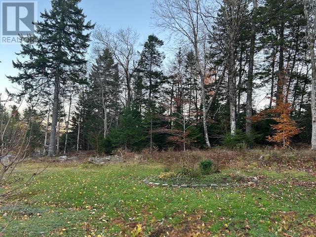 32 Lakeview Ave, Middle Sackville, NS B4E 3B8