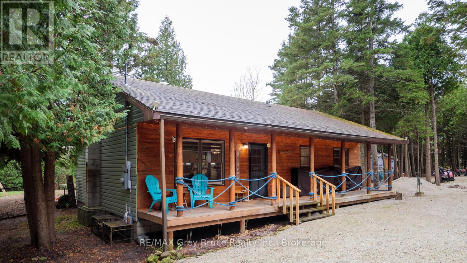 26 Mary Ave, South Bruce Peninsula, ON N0H 2T0