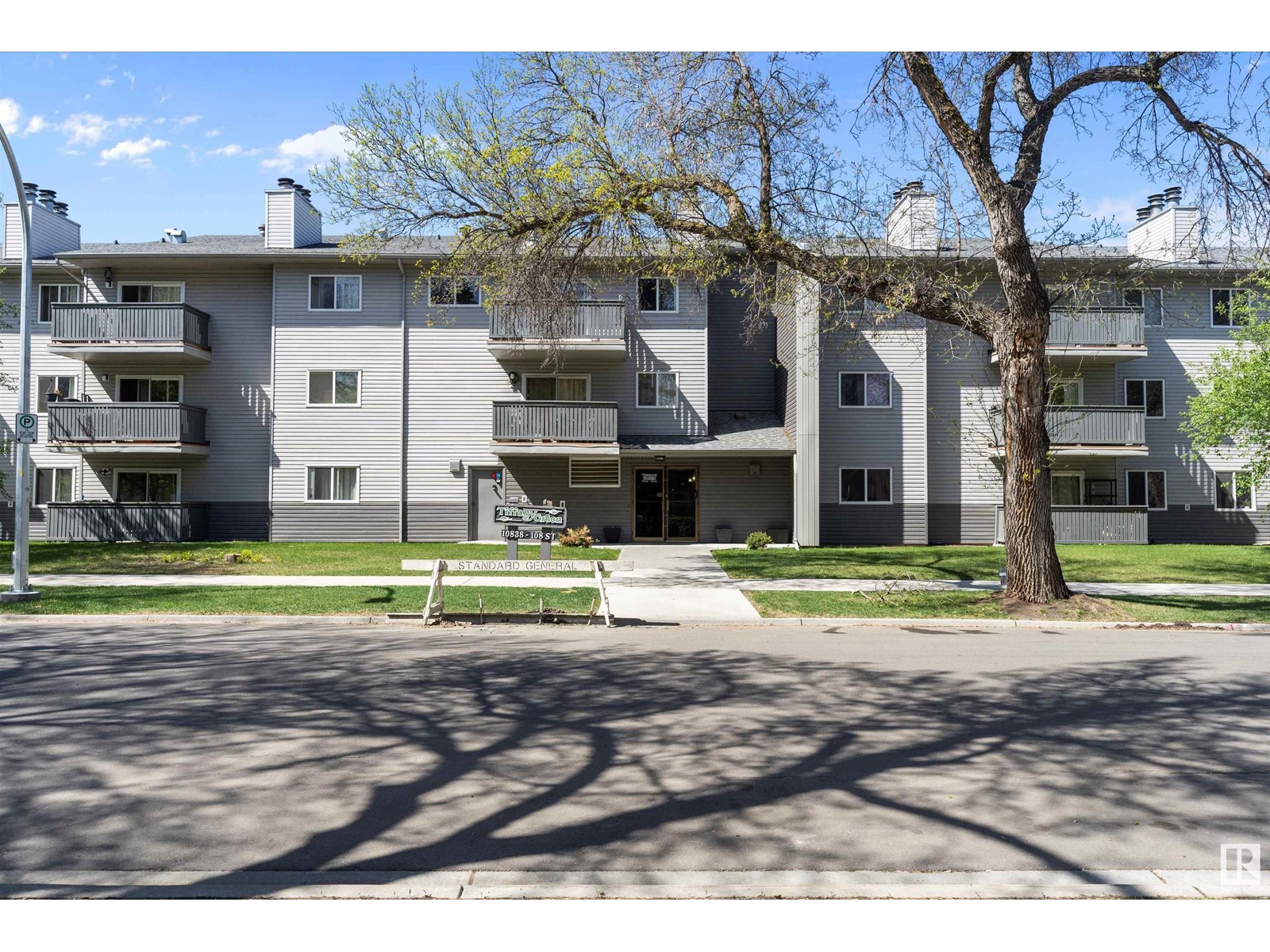 10838 108 Street Northwest #208, Edmonton, AB T5H 3A6
