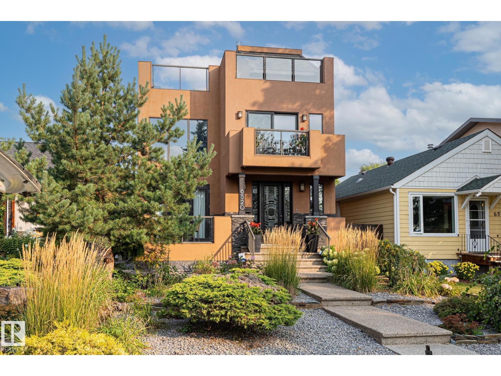 111 Av Nw Unit 6520, Edmonton, AB T5W 0L8