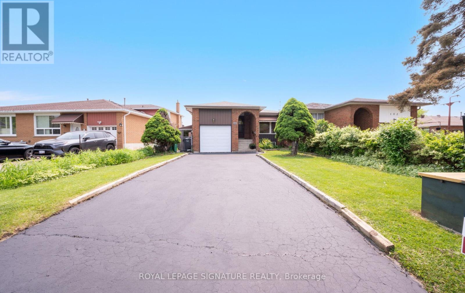 100 Madison St, Brampton, ON L6S 3C5