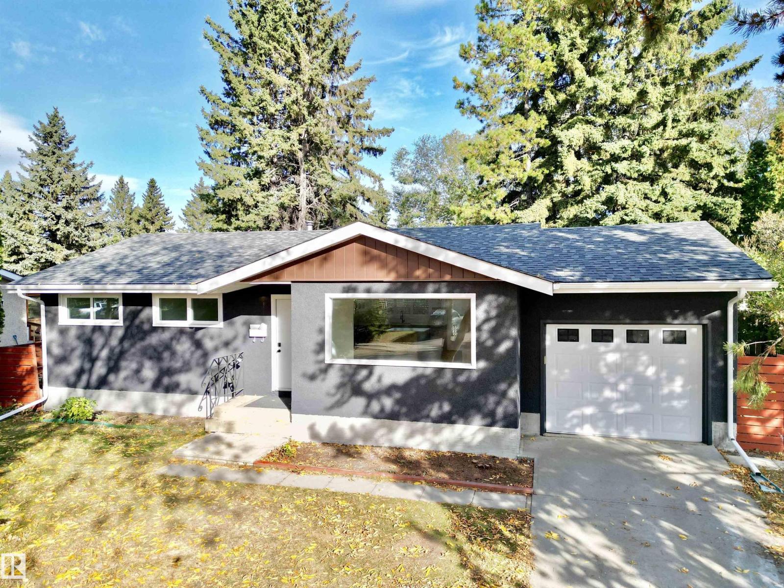 12 Sycamore St, Sherwood Park, AB T8A 2B9