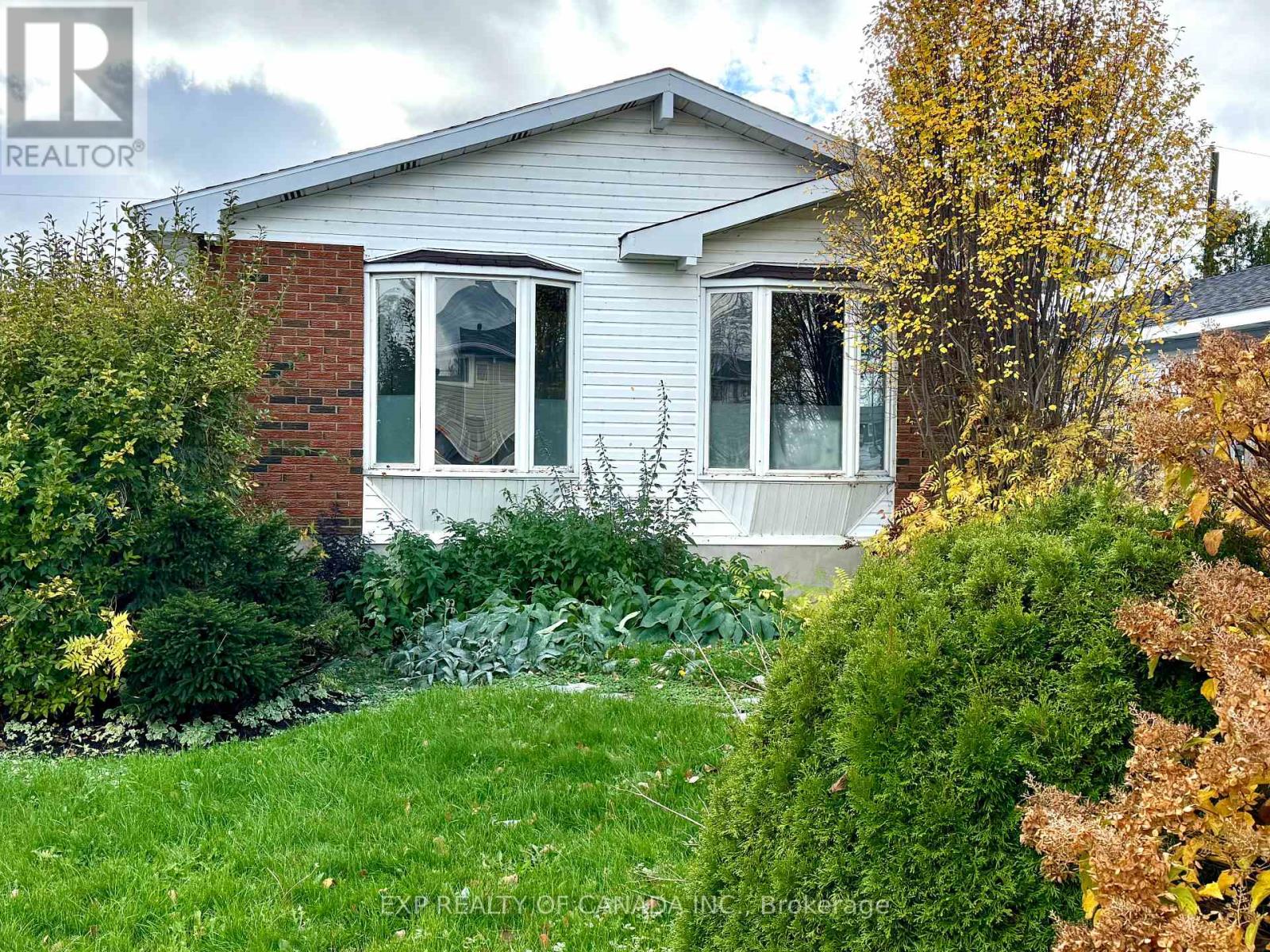 549 Spooner Dr, Timmins, ON P4N 4R6