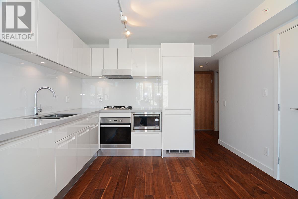 188 Keefer Street Unit 1203, Vancouver, BC V6A 0E3