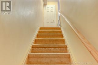 8 37 Four Winds Dr, Toronto, ON M3J 1K7