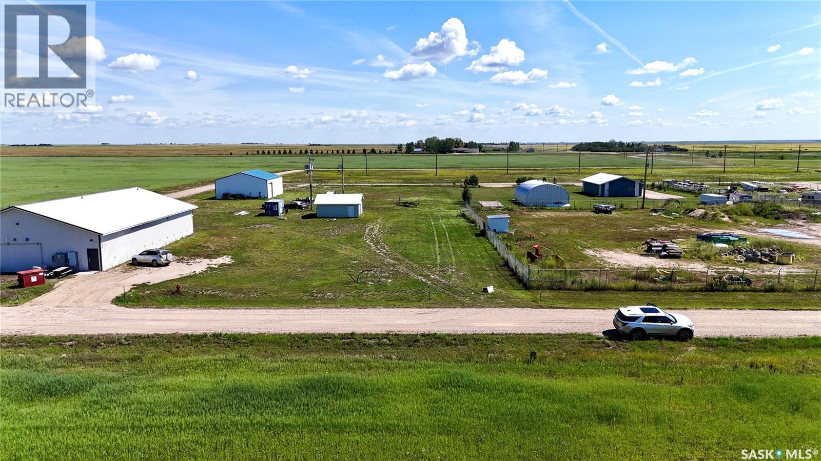 Pfeffer Avenue, Elbow, SK S0H 1J0