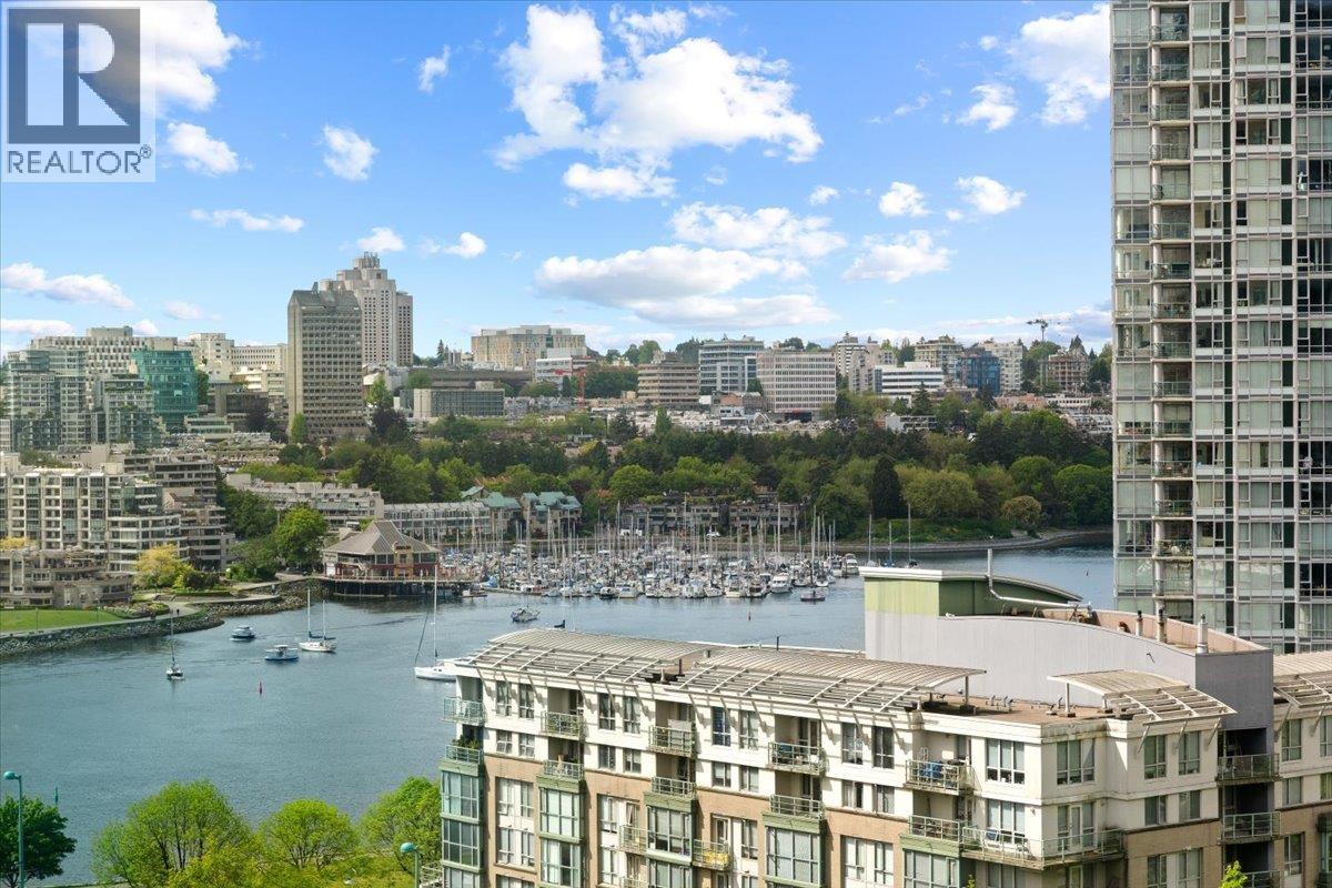 68 Smithe Street Unit 1611, Vancouver, BC V6B 0P4