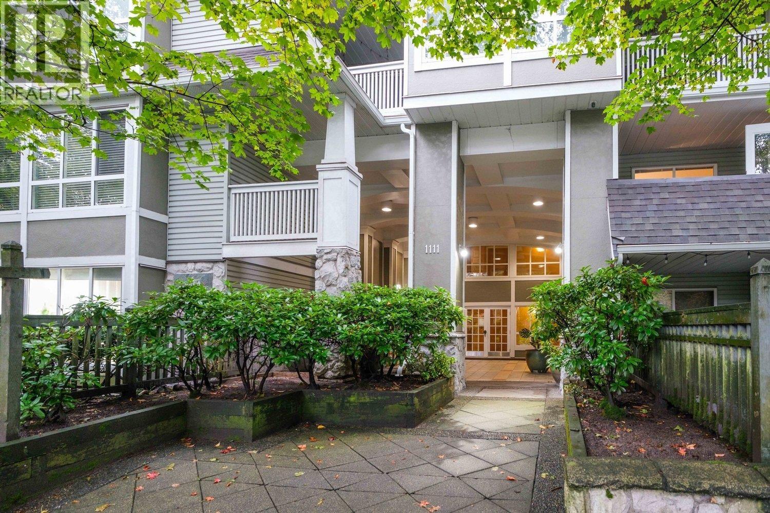 1111 Lynn Valley Road Unit 201, North Vancouver, BC V7J 3V4