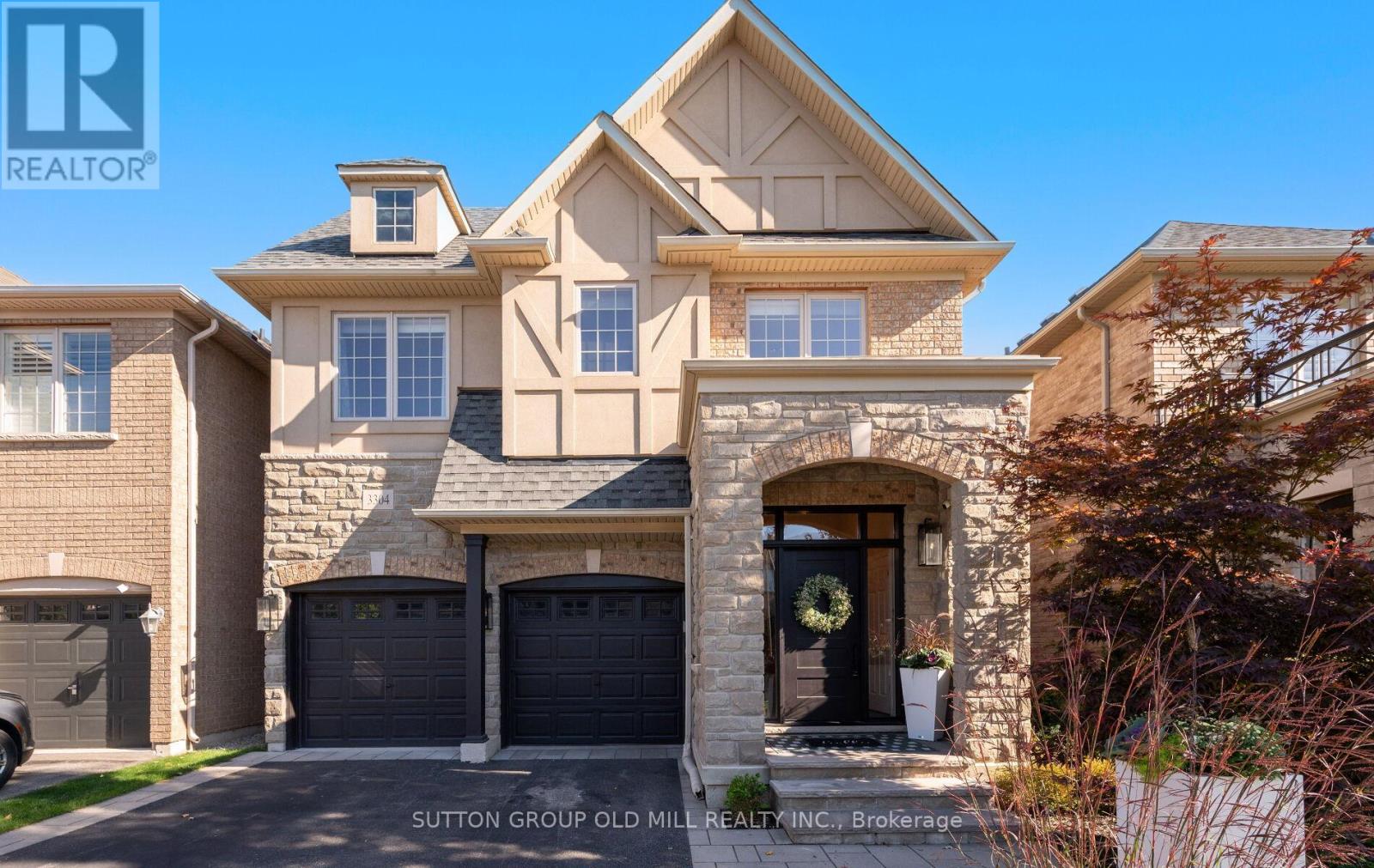 3304 Stalybridge Dr, Oakville, ON L6M 0K8