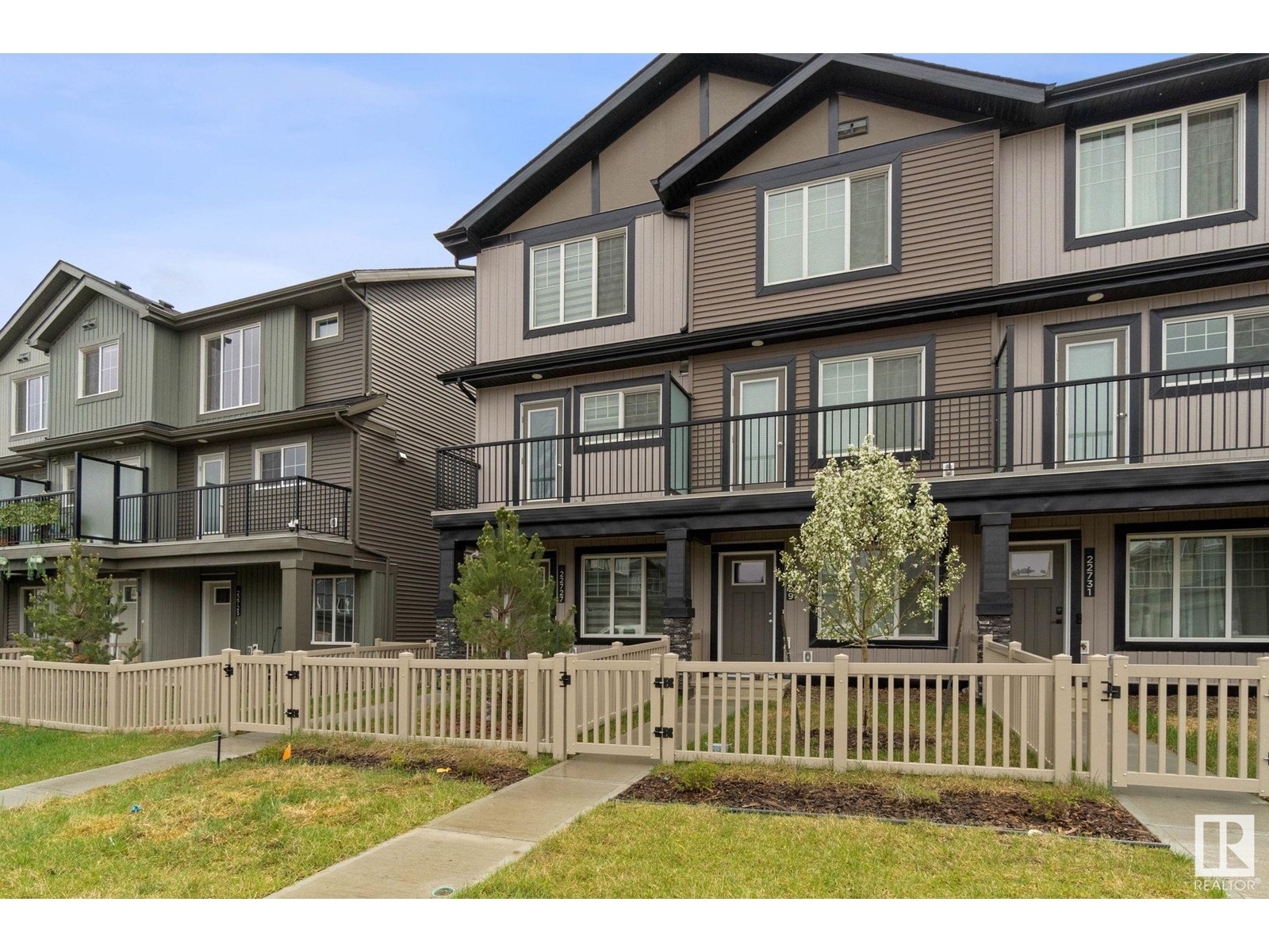 84 Av Nw Unit 22727, Edmonton, AB T5T 4B4