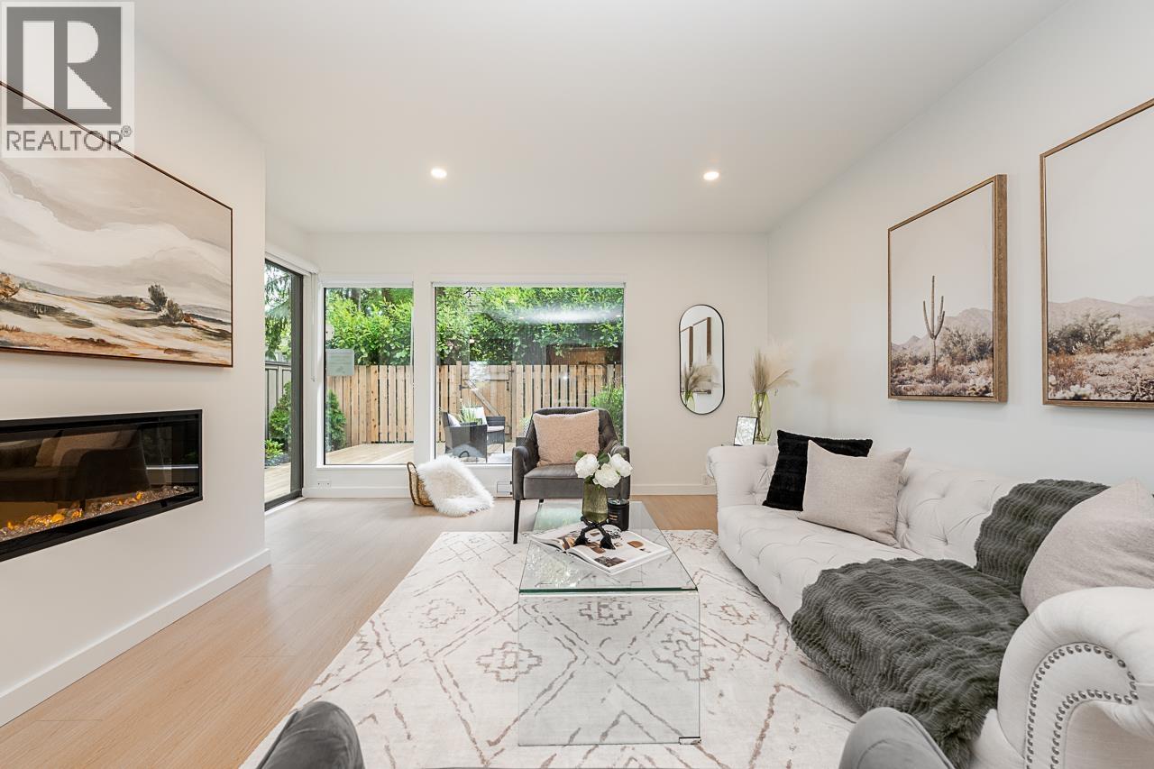 5853 Mayview Cir, Burnaby, BC V5E 4B7