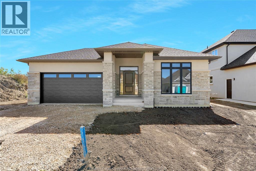 76 Belleview Dr, Kingsville, ON N0R 1B0