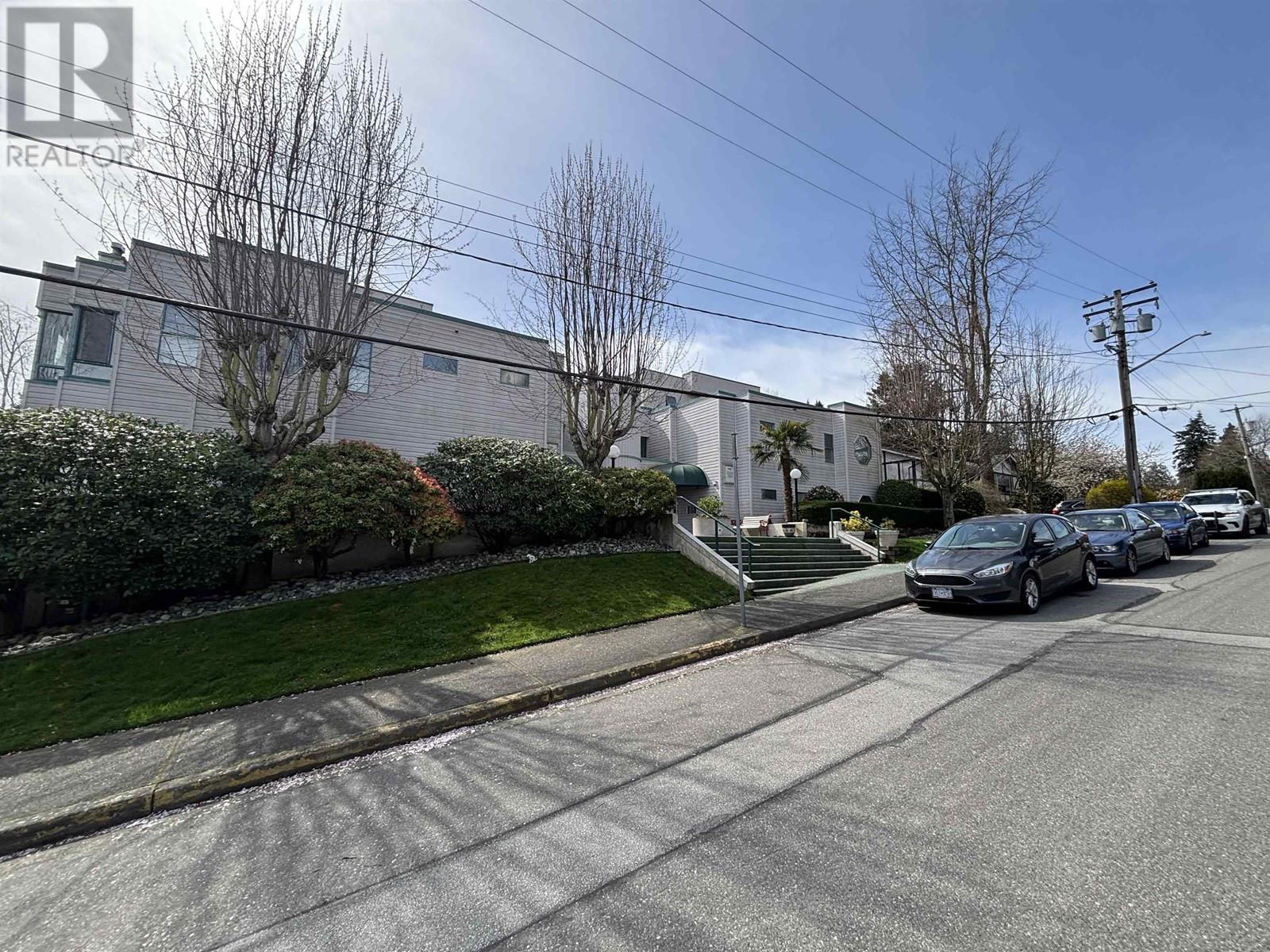 5550 14b Avenue Unit 204, Delta, BC V4M 2G6
