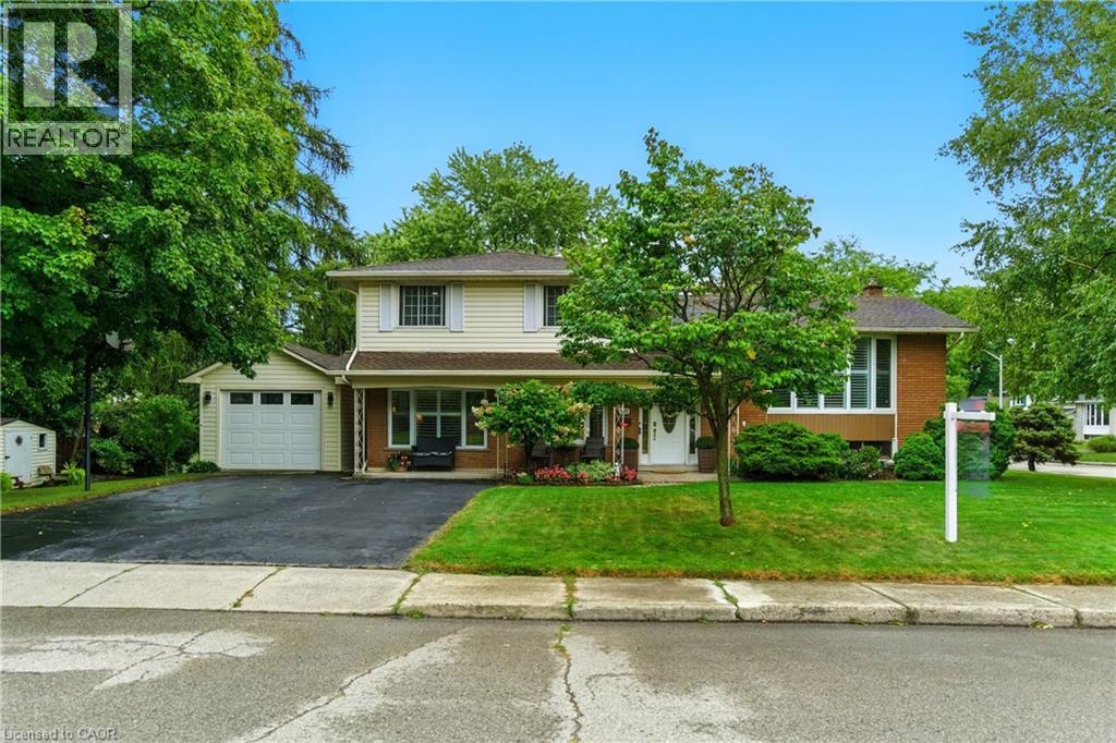 1471 Innswood Dr, Burlington, ON L7P 2C5