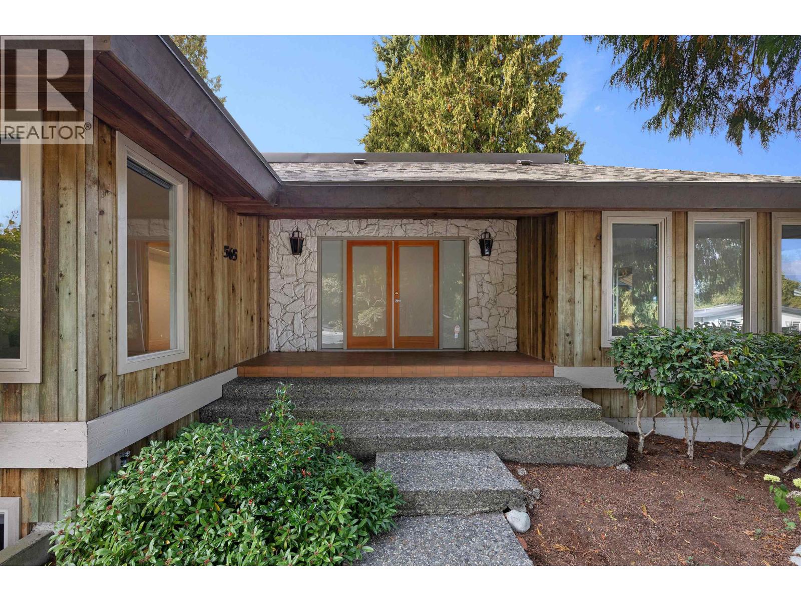 565 Tralee Cres, Delta, BC V4M 3R9