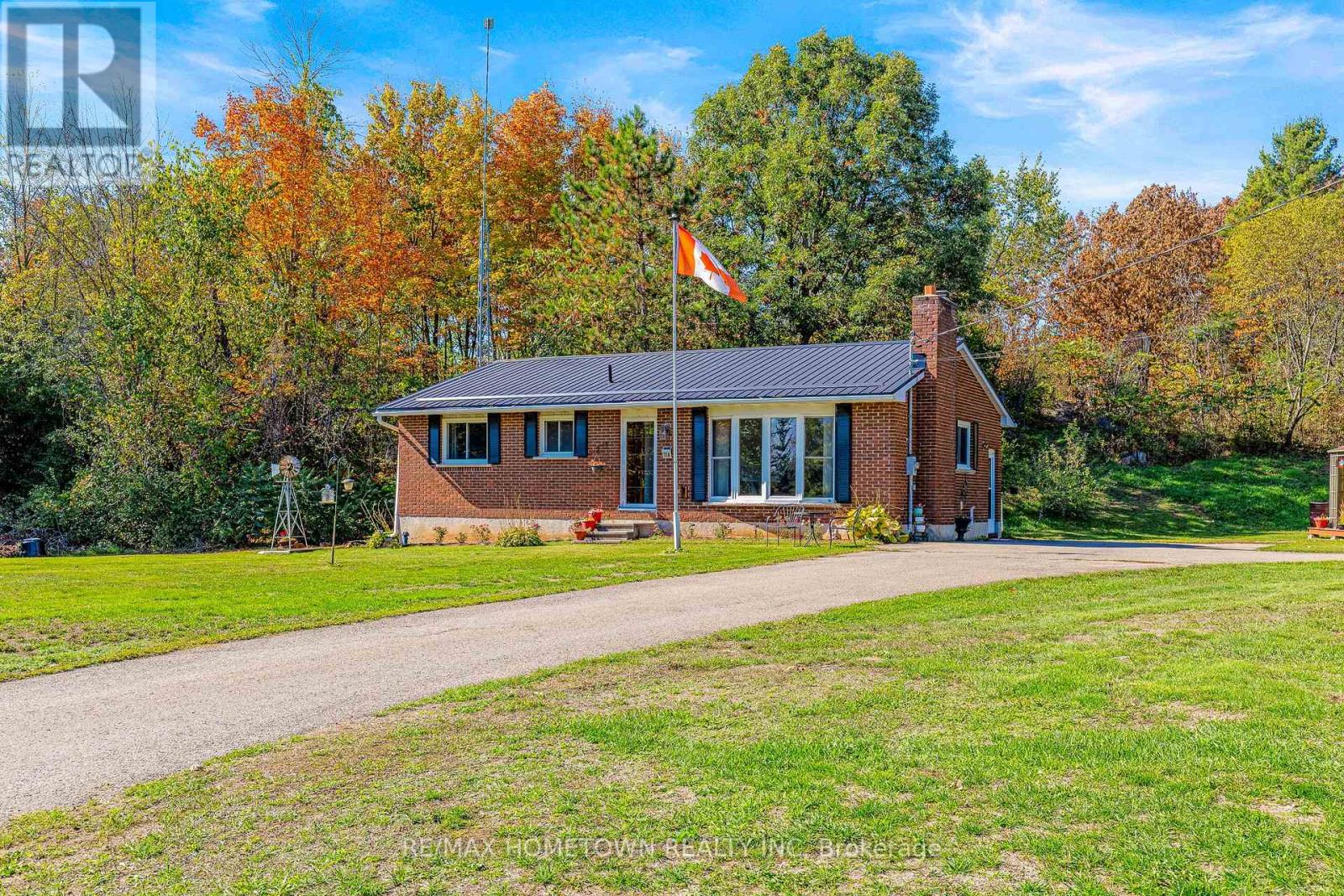 114 Temperance Lake Rd, Athens, ON K0E 1B0