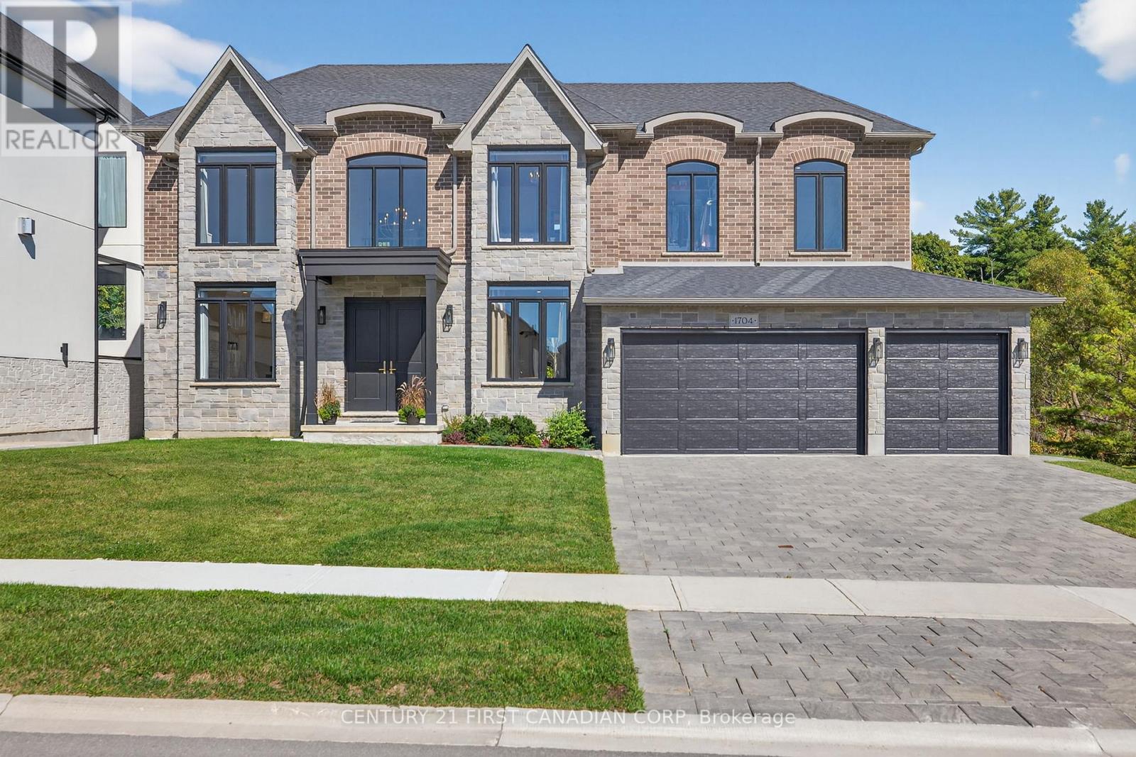 1704 Upper West Ave, London, ON N6K 0K6