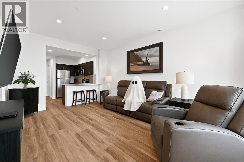 108 Rockyledge View Nw Unit 13, Calgary, AB T3G 5X2