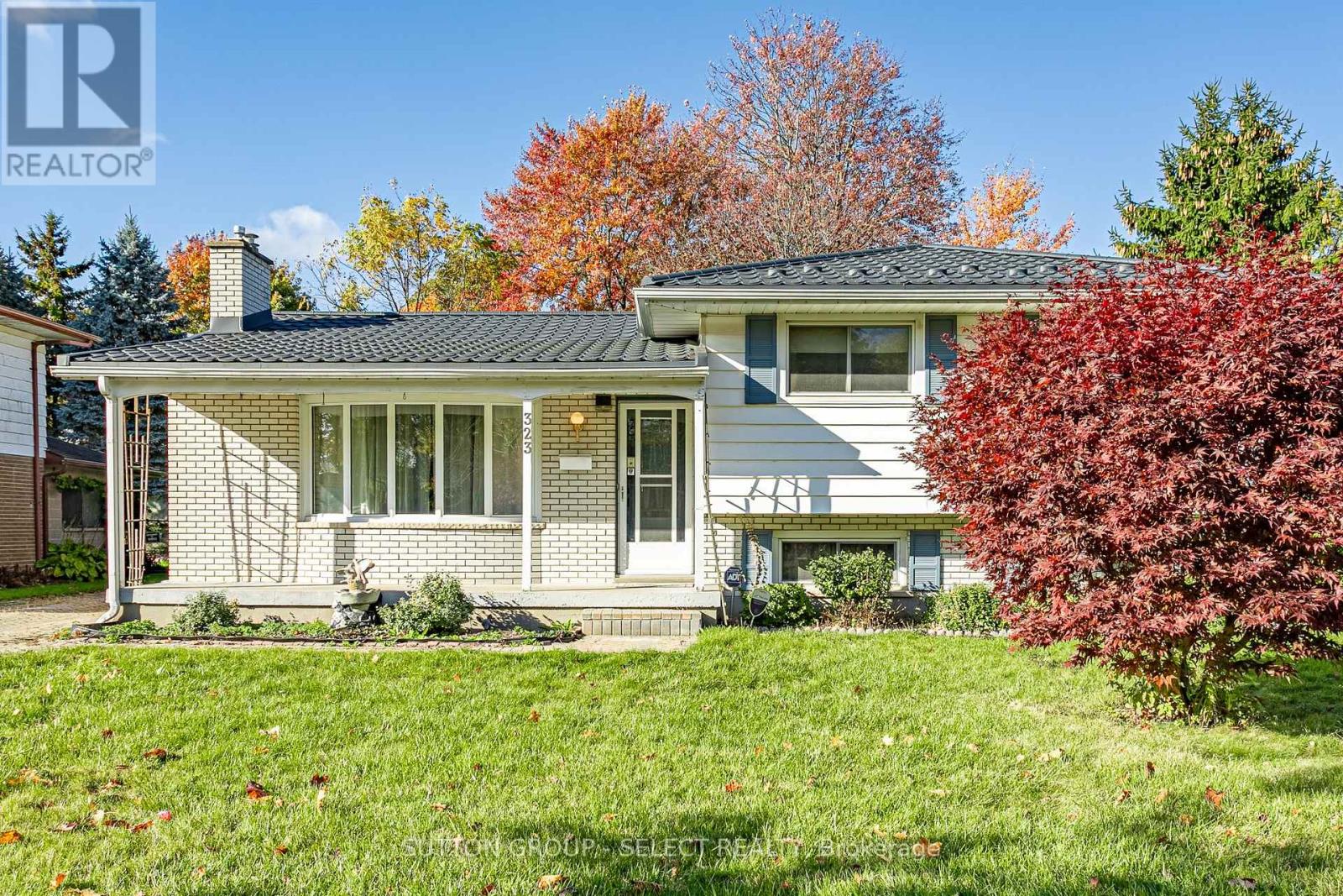 323 Base Line Rd W, London, ON N6J 1W5