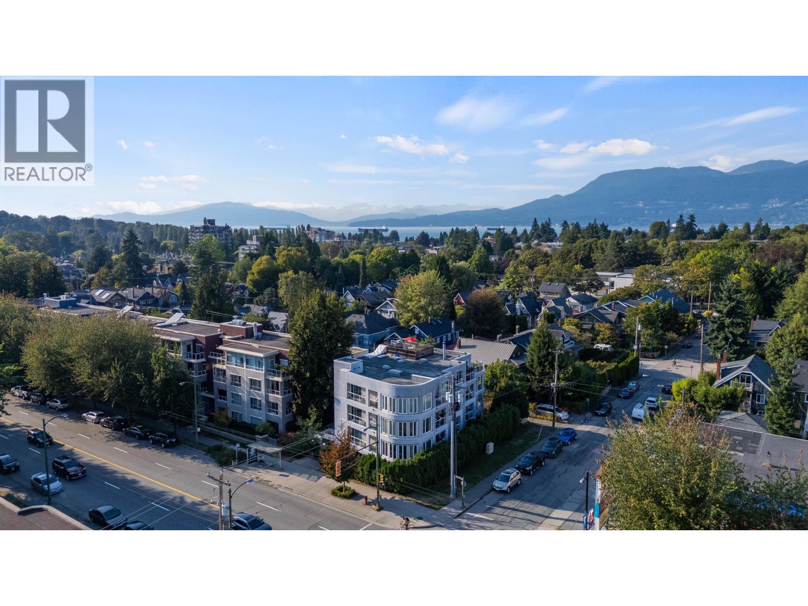 3505 W Broadway Unit 403, Vancouver, BC V6R 2B5