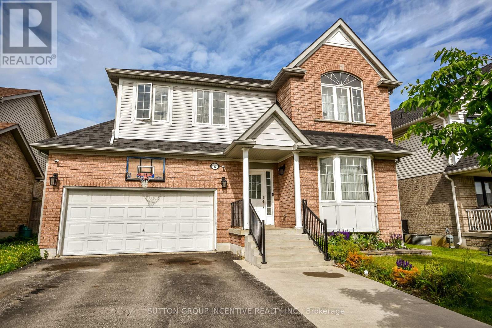 52 Elmbrook Dr, Barrie, ON L4N 0Z1