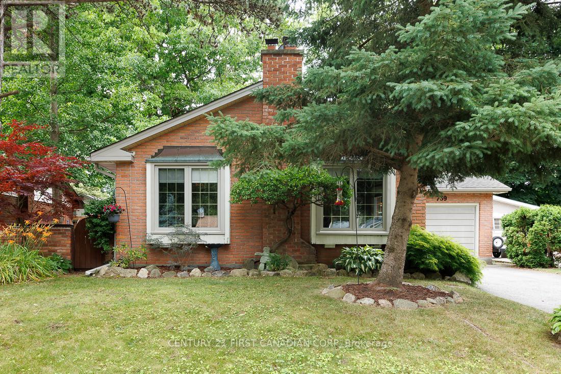 739 Dunboyne Cres, London, ON N5X 1X9