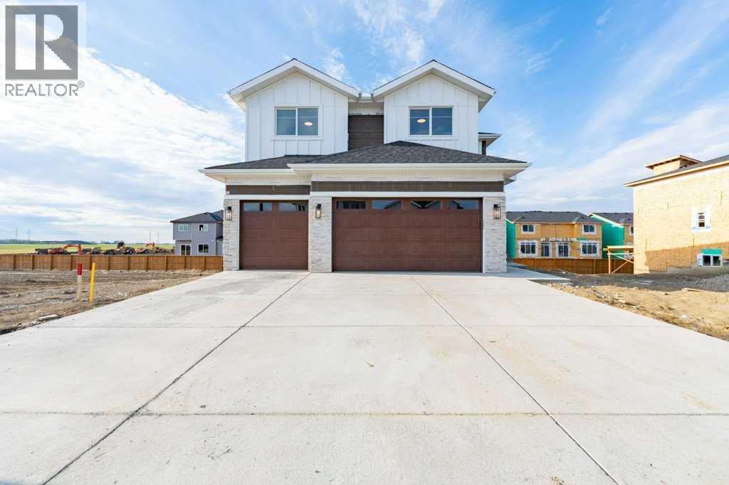 351 Waterford Grv, Chestermere, AB T1X 2T9